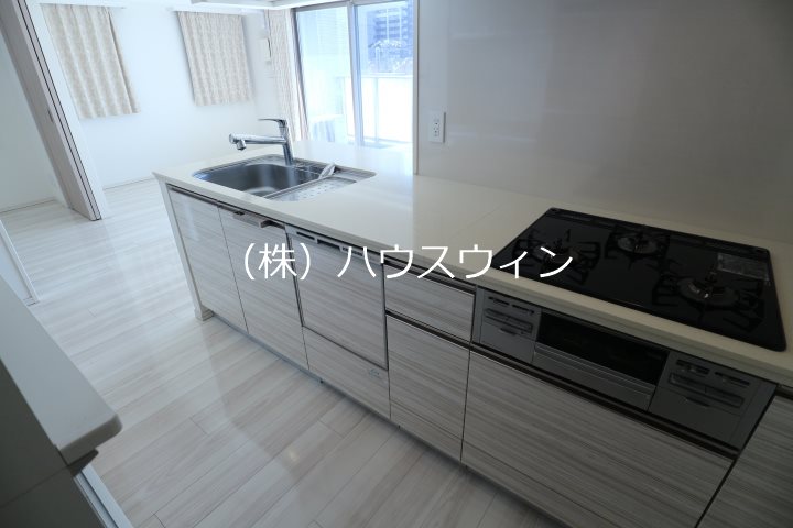 ザパークハウス中野弥生町テラス キッチン