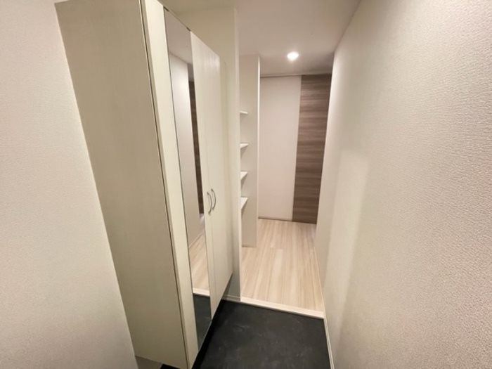 レイク・エスポワ 玄関