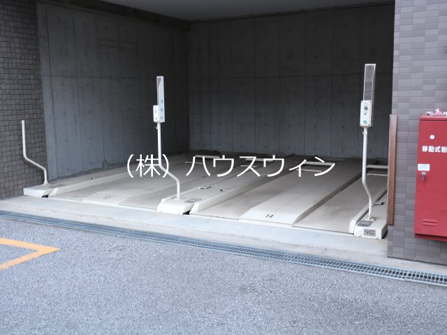 シュティーレ　マツバラ 駐車場