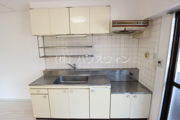 キャピタル南越 キッチン