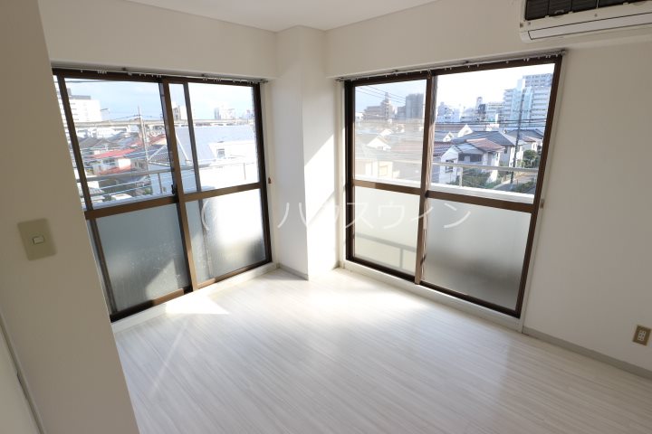 キャピタル南越 ベッドルーム