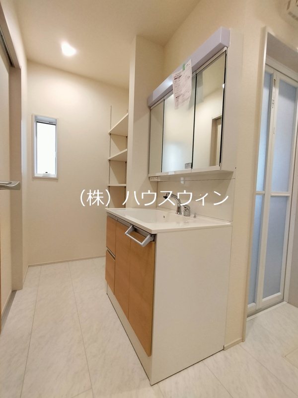 BLOOMING　MAISON　越谷市大里  リビング