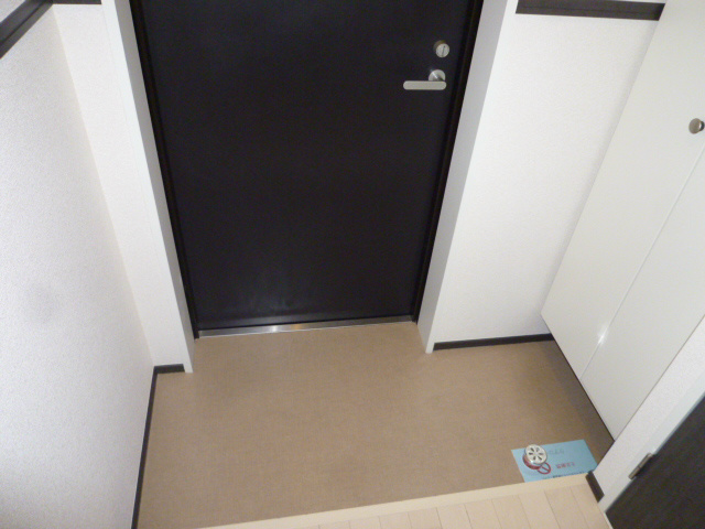 カーサ・レシェンテ 玄関