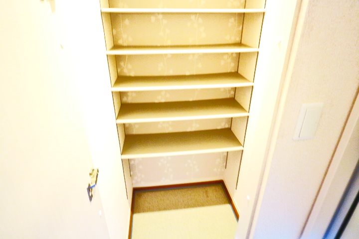 レスポワール　B 玄関