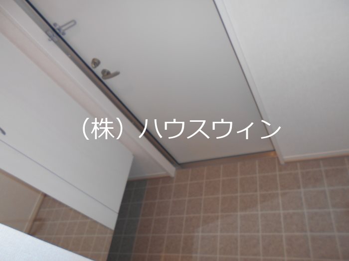 ロイジェントパークス草加手代　B 玄関