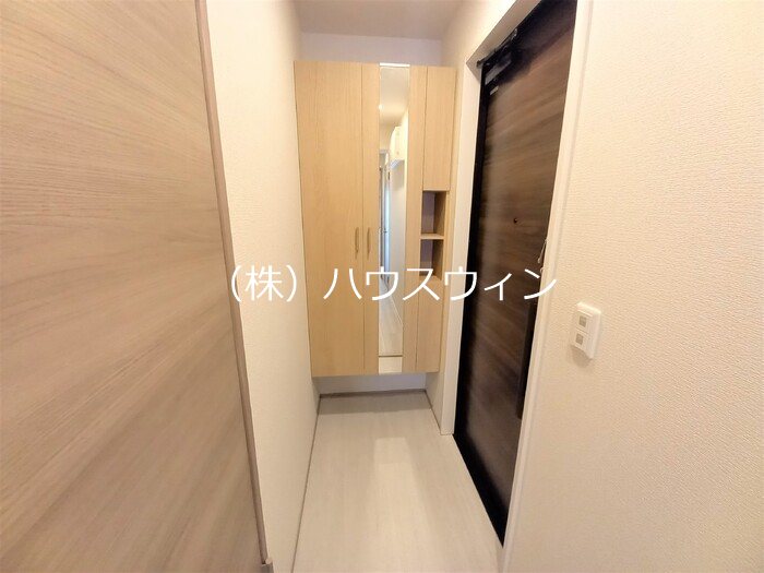 Noble villa 草加西町A 玄関