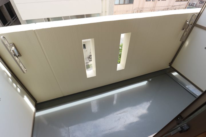 アンセラジオ新越谷 ベランダ