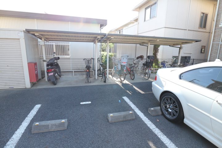 ロイヤルガーデン吉川　B その他4