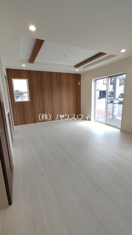 BLOOMING　MAISON　草加市吉町3丁目  リビング