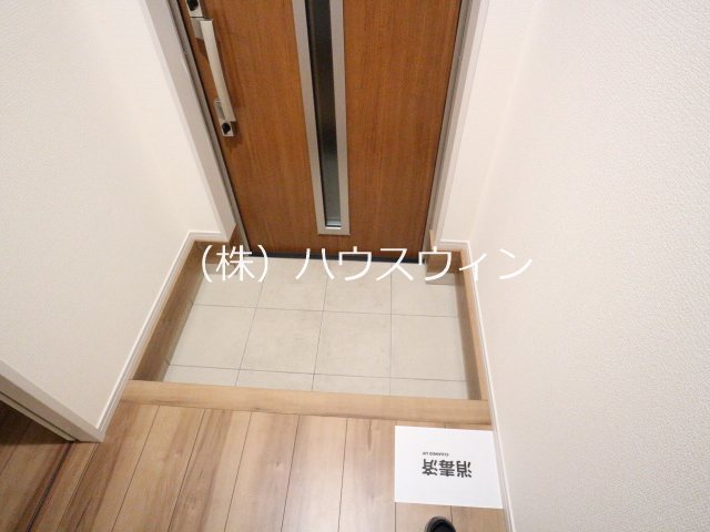 リーブルファイン草加稲荷Ⅲ２号棟 玄関