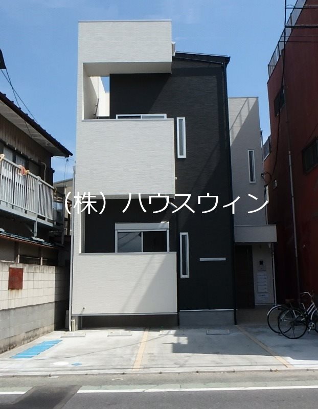 リュミエ越谷本町 外観写真