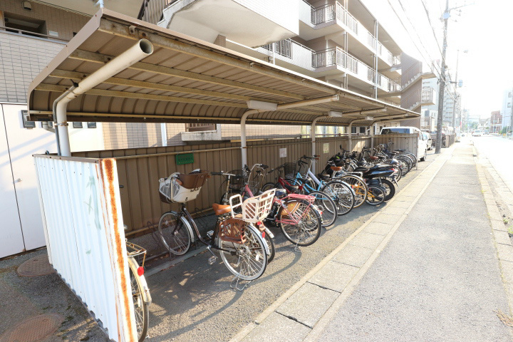 ファミール吉川 その他8