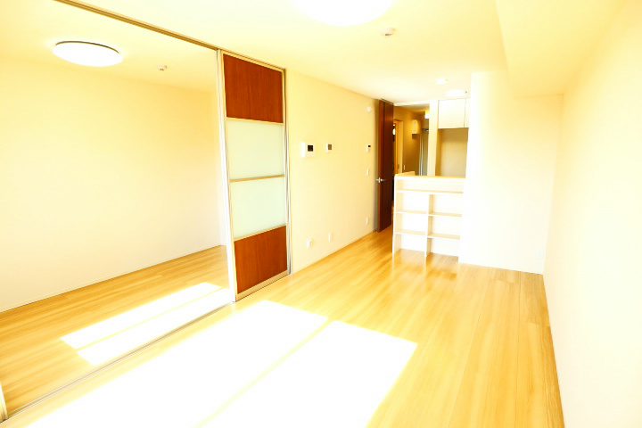 フォレストキャッスル 玄関