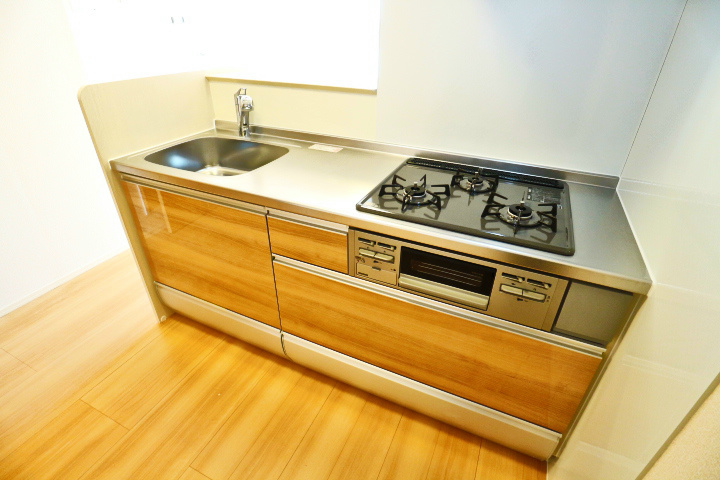 ロイジェントパークスレイクタウンⅢ　J キッチン