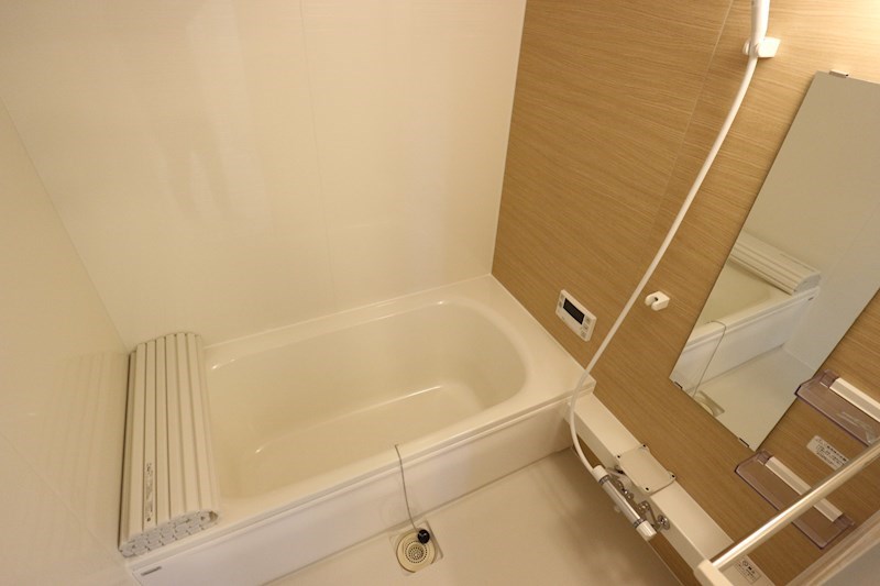 ロイジェントパークスレイクタウンⅢ　L 風呂画像