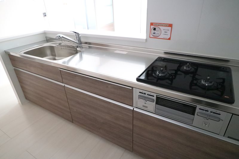 ロイジェントパークスレイクタウンⅡ　J キッチン