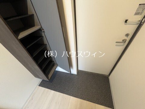 ジーメゾン春日部栄町 玄関