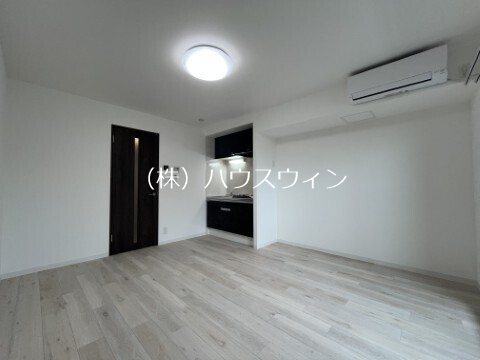 ジーメゾン春日部栄町 リビング