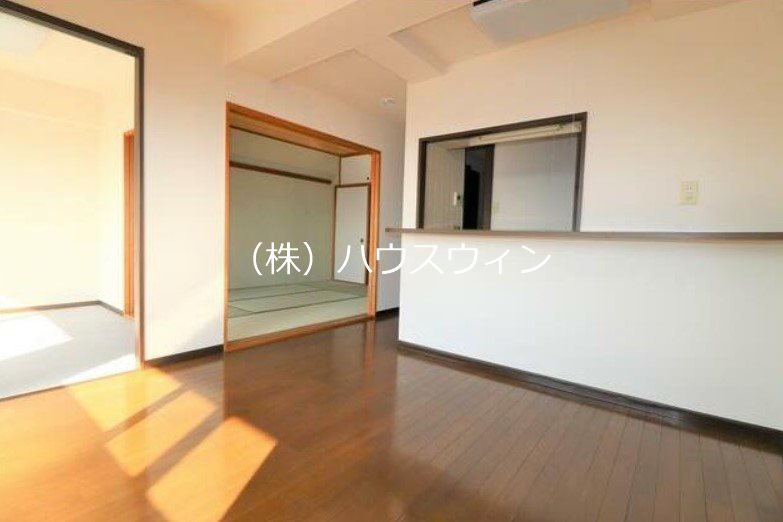 センチュリー越谷 リビング