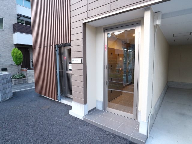 N-stage　草加新田 玄関