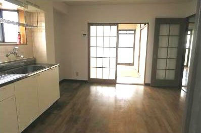 第一メジャーマンション リビング