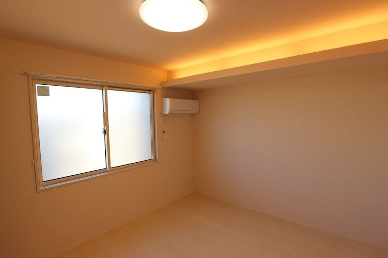 ロイジェントパークスレイクタウンⅢ　M ベッドルーム