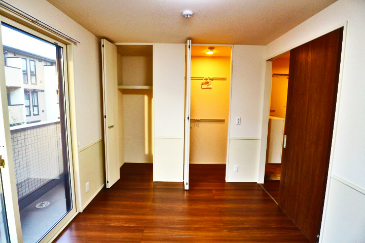 ロイジェントパークスレイクタウン　N ベッドルーム