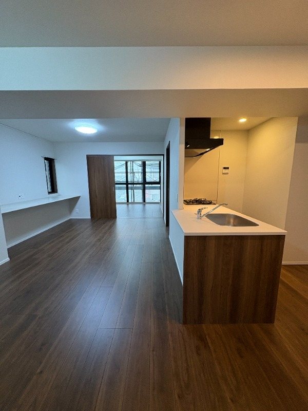 PJ ツリー ネスト リビング