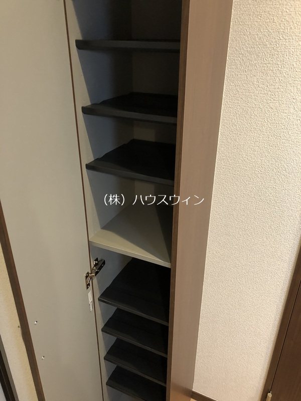 Freesia court 玄関