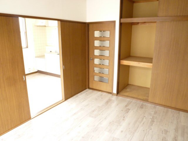 アーバンハウス17号館 ベッドルーム