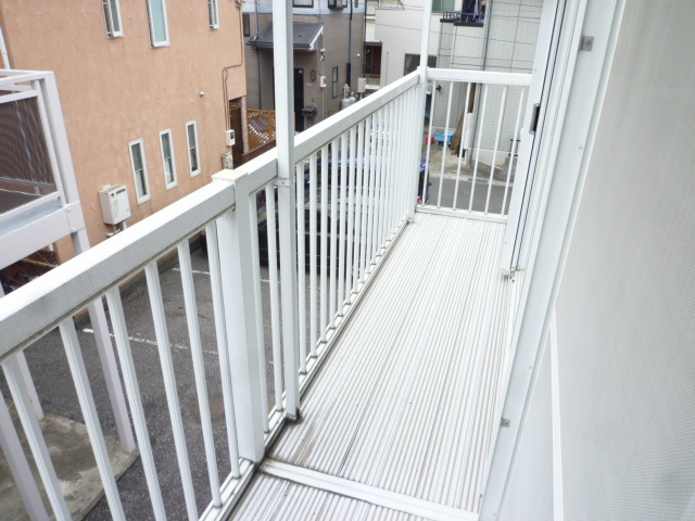 アーバンハウス17号館 ベランダ