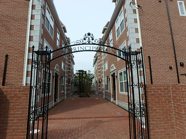 ＰＲＩＮＣＩＰＥＳＳＡ　ＡＣＱＵＡ（プリンチペッサ　アクア） 玄関