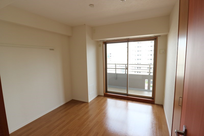 旭ビルサンライズレジデンス ベッドルーム