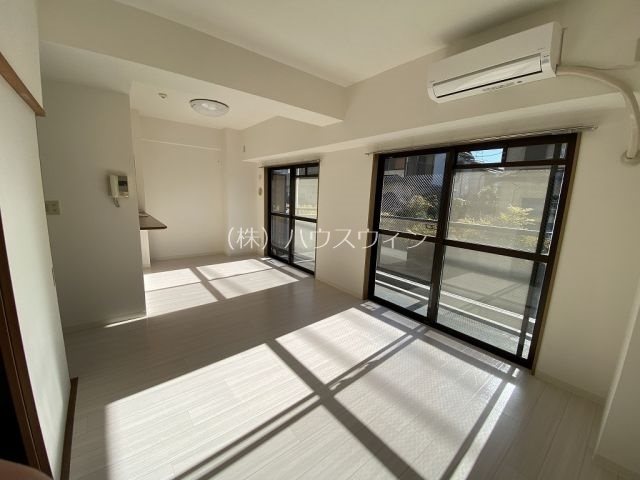 ヴィバーチェ武里 リビング