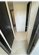 ハルジュール 玄関