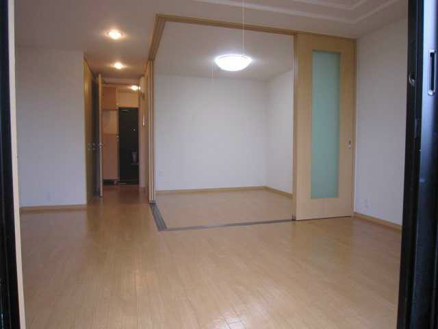 ピュアガーデン美穂 リビング