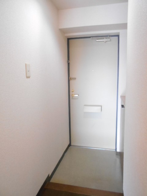 グランデ・アルヴォーレ3番館 玄関