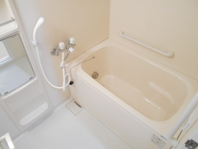 グランデ・アルヴォーレ3番館 風呂画像