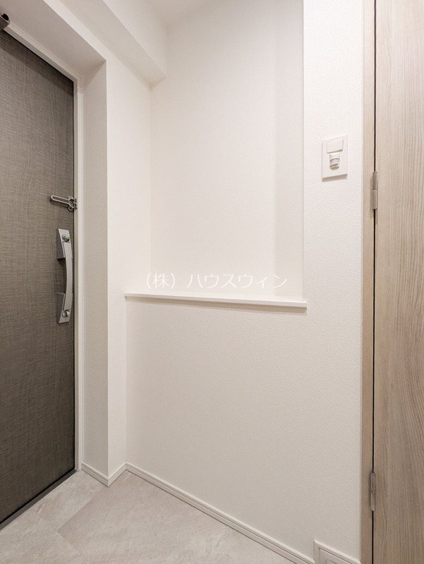 S-RESIDENCE東浦和 玄関