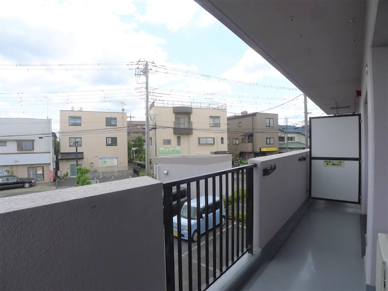 ベルメゾン北越谷 ベランダ