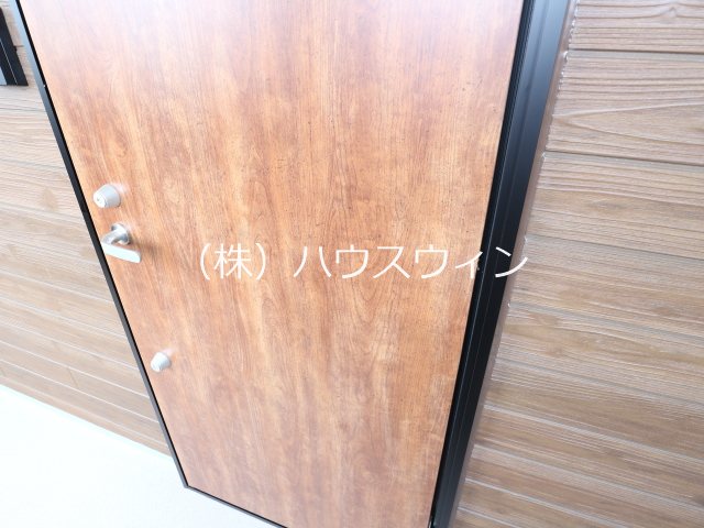 RUTILE吉川美南 玄関