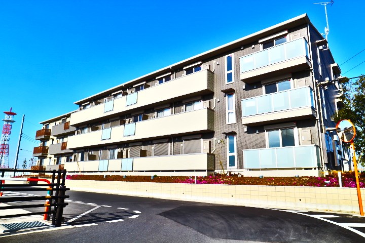 ロイジェントパークスレイクタウンⅢ　H 外観写真