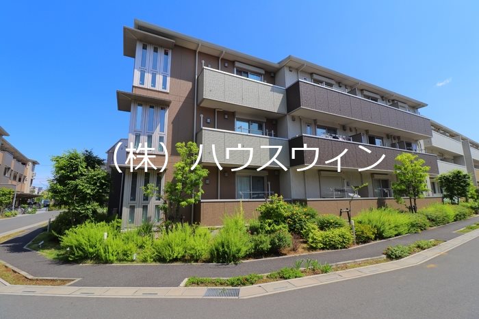 ロイジェントパークスレイクタウン　P 外観