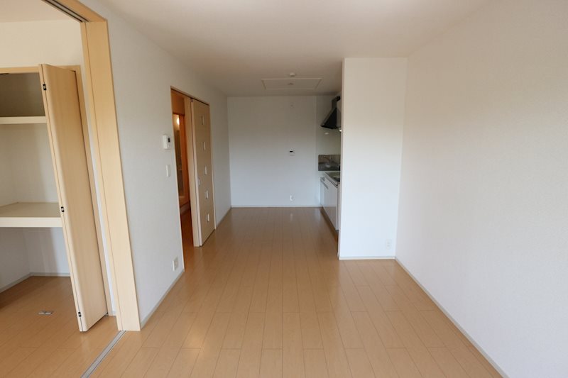 ストロベリーフィールズ リビング