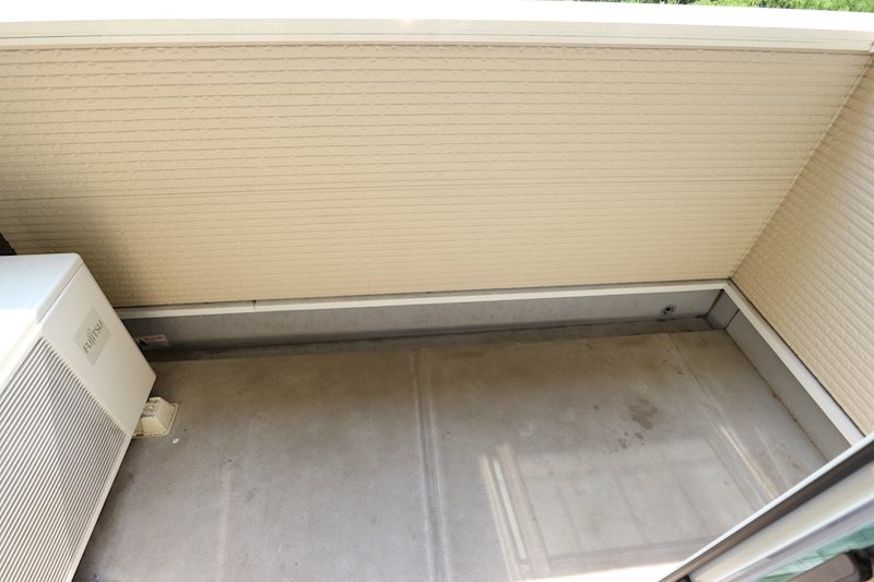 ストロベリーフィールズ ベランダ