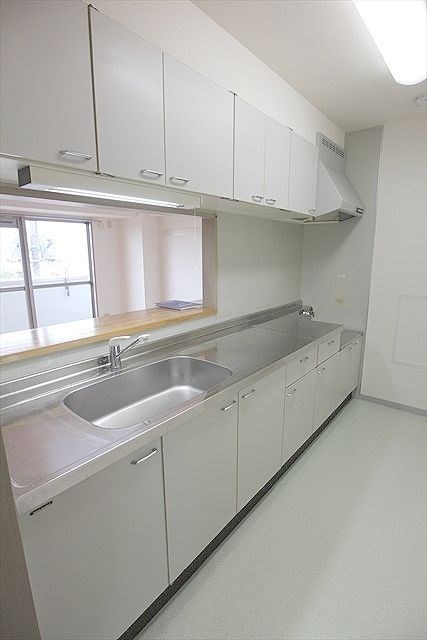 アズコム吉川 キッチン