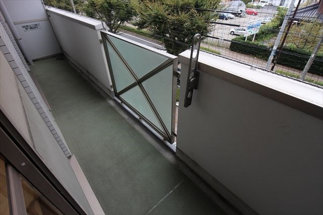 アズコム吉川 ベランダ