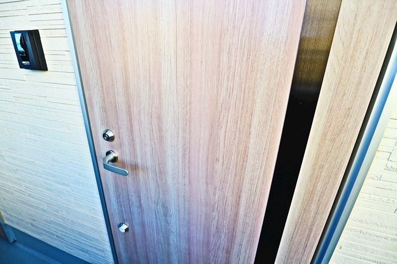 ウエストハイムLT7丁目 玄関