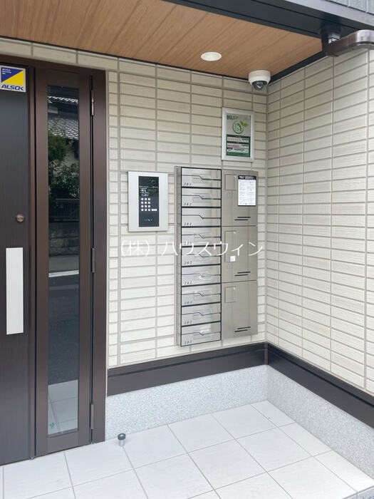 アドラブール　B棟 エントランス