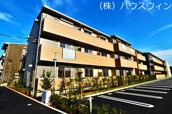 ロイジェントパークスレイクタウン　D 外観写真